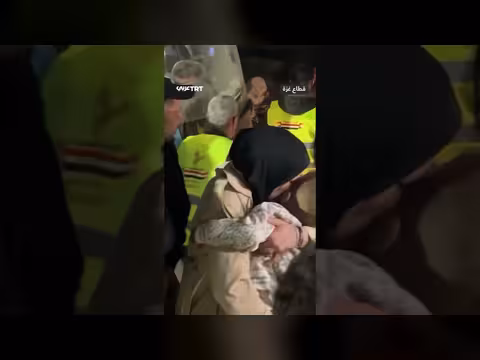 وصول مرضى فلسطينيين إلى غزة عبر معبر رفح