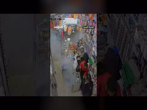 إلقاء قنبلة صوتية داخل محل تجاري في مدينة تركية