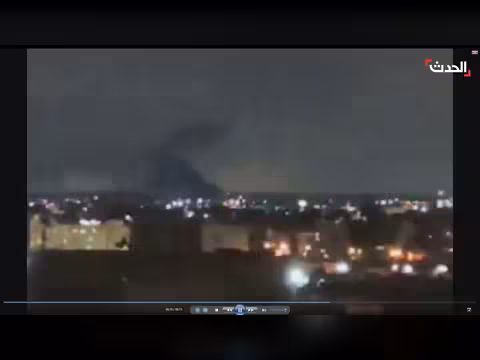 تصاعد أعمدة الدخان في كرج الإيرانية بعد هجمات إسرائيلية