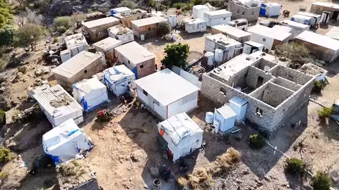 تعز: تدهور معيشي وترقب حكومي لإصلاح اقتصادي