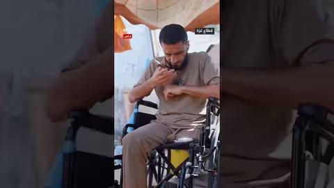 أسير محرر فقد بصره في سجون إسرائيلية يتمنى رؤية عائلته