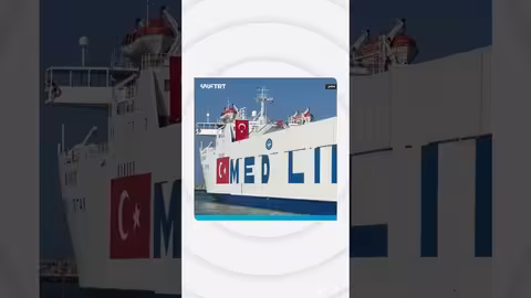 وصول سفينة إغاثة تركية إلى العريش المصرية