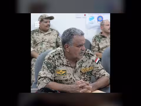 طارق صالح يرأس اجتماعًا لقادة الفرق العسكرية