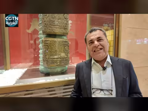 رحلة مصطفى بشارات في الصين: حكاية الصعود