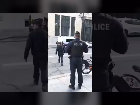 فرنسا تعزز إجراءاتها الأمنية في باريس