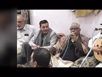 ايوب طارش يشارك ويغني في افراح ال طهام