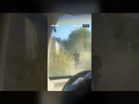 مستوطنون يهاجمون مزارعين فلسطينيين