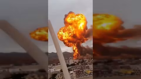 اليمن في قبضة الحوثي: مأساة مستمرة وقصف غاشم يهدد حياة المدنيين.