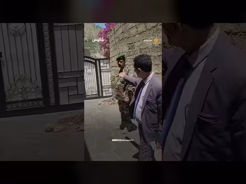 إغلاق شارع مرصوف في مديرية القاهرة