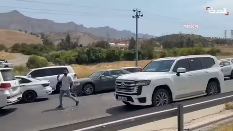 تسليم مقاتلي العمال الكردستاني أسلحتهم في كهف جاسنة