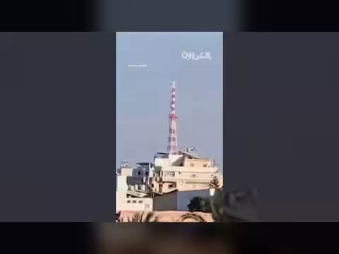 انهيار مبنى في صور اللبنانية بعد غارة إسرائيلية