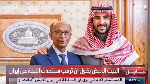 وزير الدفاع السعودي يشكر مدير ميناء المكلا