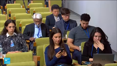 خروج آلاف من حيين كرديين بحلب مع اشتداد الاشتباكات