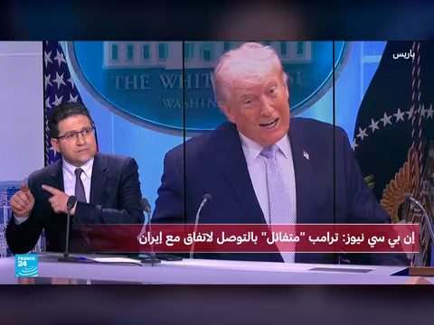 خامنئي يعلن مرحلة جديدة لإدارة مضيق هرمز