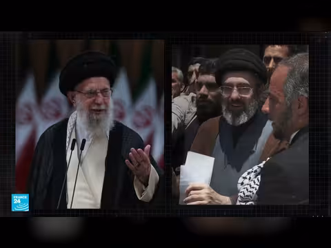 مجتبى خامنئي يخلف والده كمرشد أعلى لإيران