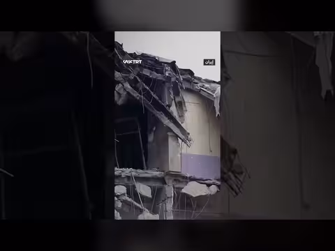 قصف مدرسة إيرانية يخلف 150 قتيلة من التلميذات