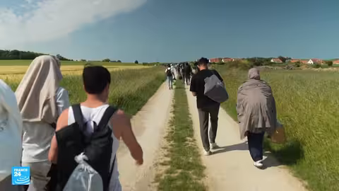 موجة هجرة غير شرعية... تحديات على السواحل الفرنسية والبريطانية