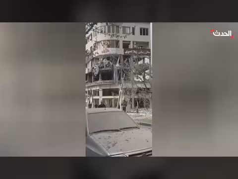 انهيار مبنى في طهران جراء استهدافات إسرائيلية