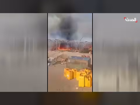 حرائق واسعة بمعبر الرقيبات الحدودي