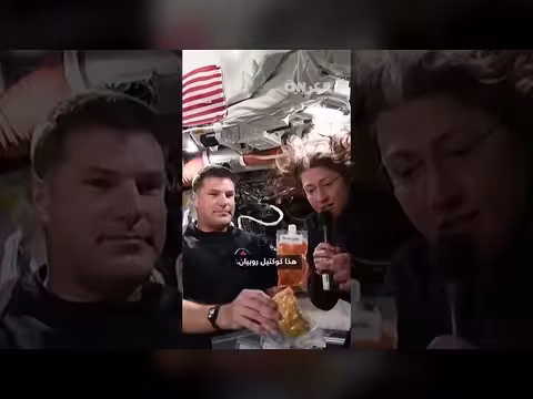 رواد الفضاء يستعرضون وجباتهم في الفضاء