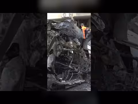 صاروخ إيراني يدمر سيارات وسط إسرائيل