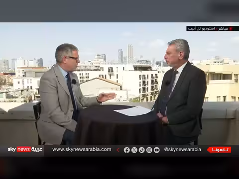 ترامب يحذر إيران من إغلاق مضيق هرمز