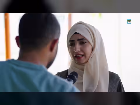 أنا سع أبوك. . مواطن يواجه عاملًا متسلطًا ويُلقنه درسًا