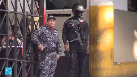 رودريغيز تعلن عفواً وإغلاق سجن هيليكويد