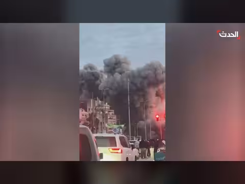 سقوط مبنى جراء غارة إسرائيلية على منطقة الباشورة ببيروت