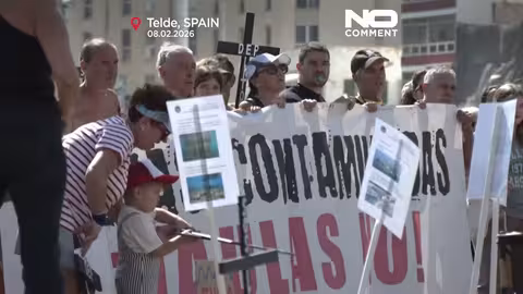 احتجاجات في جزر الكناري ضد مزرعة أسماك