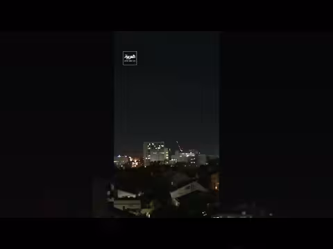 إيران تطلق 3 دفعات صاروخية نحو إسرائيل