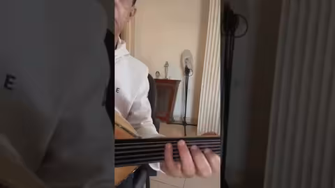 جادك الغيث: عزف عود للموسيقار أحمد فتحي