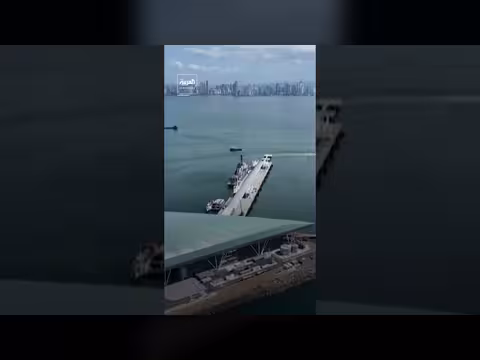 مدمرة وحاملة طائرات أميركيتان في بنما