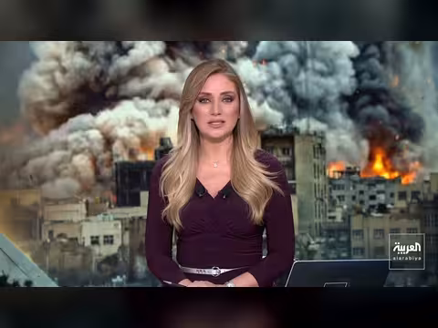 وزير الخارجية الإيراني: مضيق هرمز مفتوح لكن السفن تخشاه