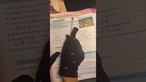 6ème année primaire parcours page: 30,31 l adjectif qualificatif épithète et attribut السادس إبتدائي