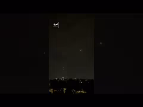 تصوير اعتراض صواريخ إيرانية في سماء تل أبيب