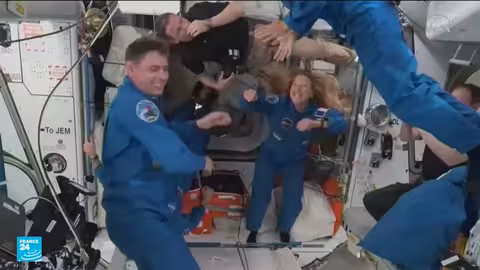 وصول طاقم دولي جديد لمحطة الفضاء الدولية برئاسة صوفي أدونو