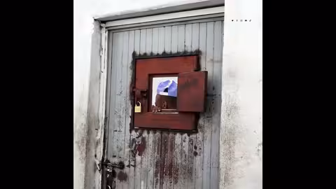 إضراب عن الطعام لعشرات المختطفين في سجن حوثي بصنعاء