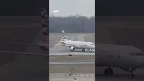 العاصفة فيرن ت paralyze الحياة في الجنوب الأميركي