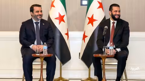 ماكرون ينتقد ماسك وروسيا تحجب واتساب وتطورات فنزويلا