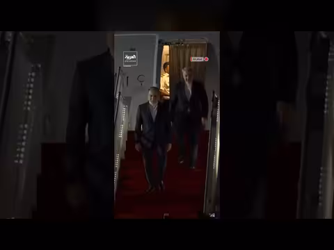 وصول وزير الخارجية الإيراني إلى إسلام آباد