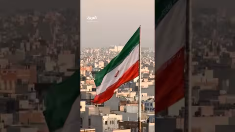 ترمب يفرض رسومًا جمركية 25% على سلع دول تتعامل مع إيران