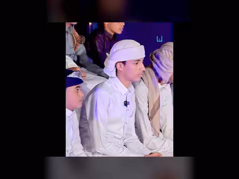 تلاوة مؤثرة لآيات من سورة النبأ بصوت زيد خالد