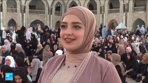 أكثر من مليون ونصف حاج يرمون الجمرات في منى صباح عيد الأضحى