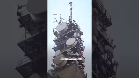 إدارة ترمب تهرب أجهزة ستارلينك إلى إيران