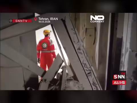 إيران تعرض إنقاذ رجل تحت أنقاض جنوب خراسان بعد غارات مزعومة