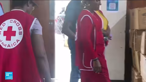 إعصار كارثي يهدد جامايكا