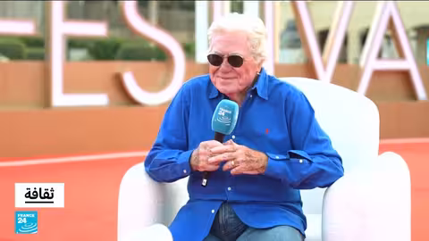 حسين فهمي: مهرجان القاهرة السينمائي يواكب التغيرات العالمية والسياسية