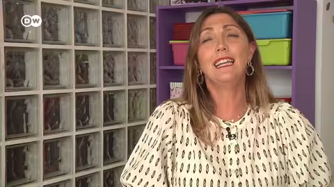 ريبورتاج | إسبانيا - عروض مصارعي ثيران قصار القامة | وثائقية دي دبليو