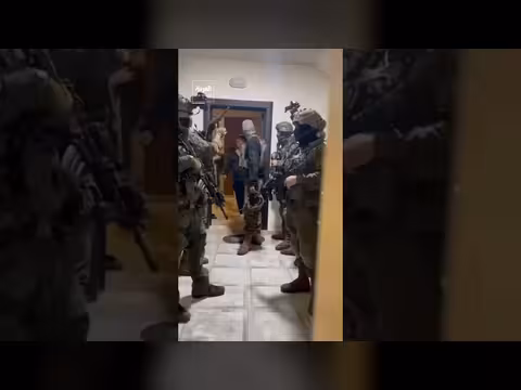 الجيش الإسرائيلي يجبر فلسطينيين على إخلاء منازلهم في نابلس